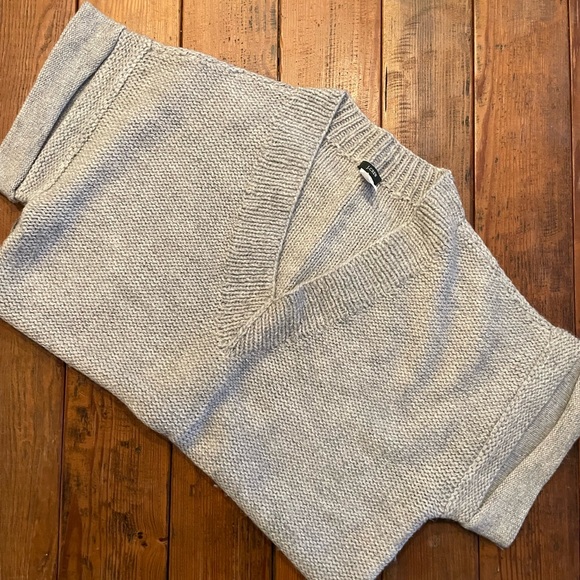 J Crew Grey Sweater — NWOT - Picture 1 of 11